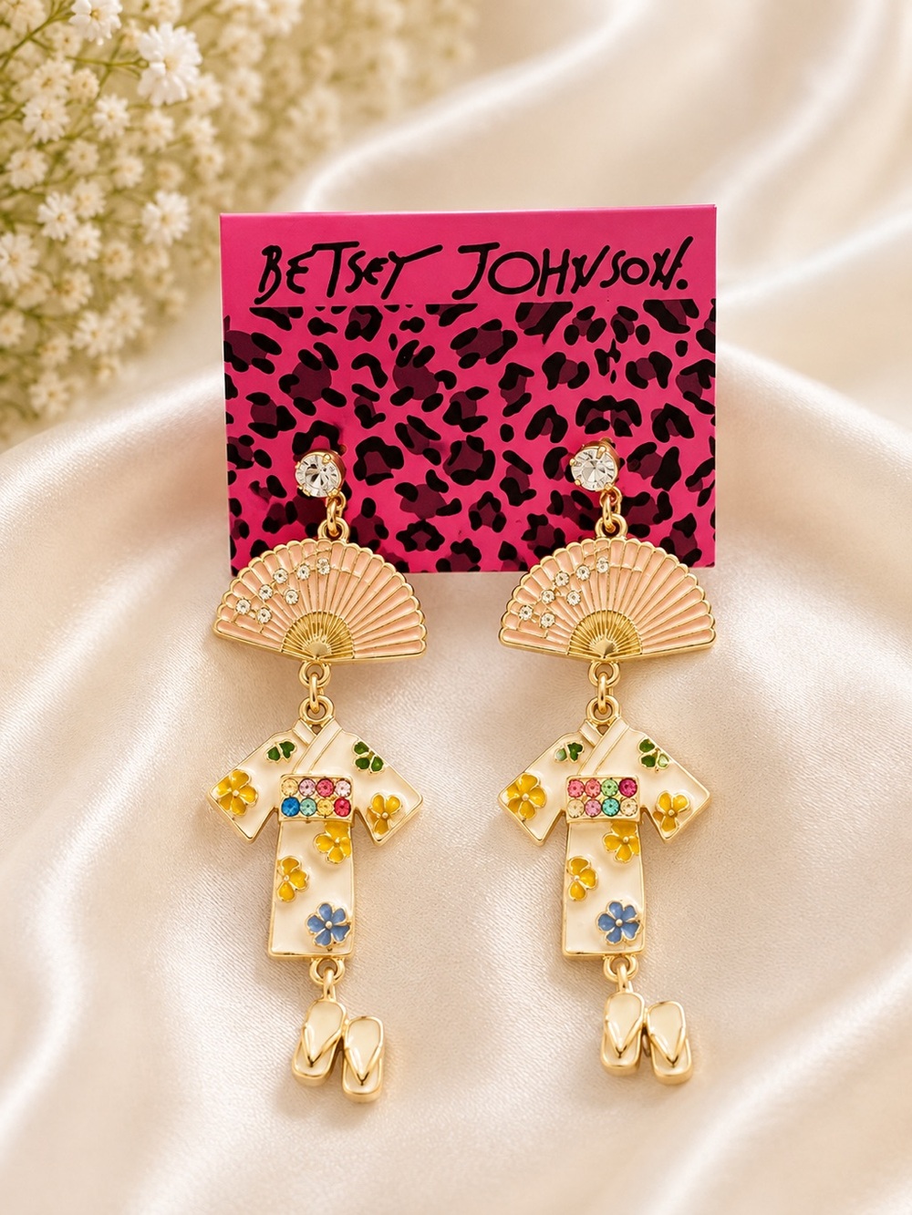 Betsey Johnson Kimono Fan Dangle Earrings Gold NWT
